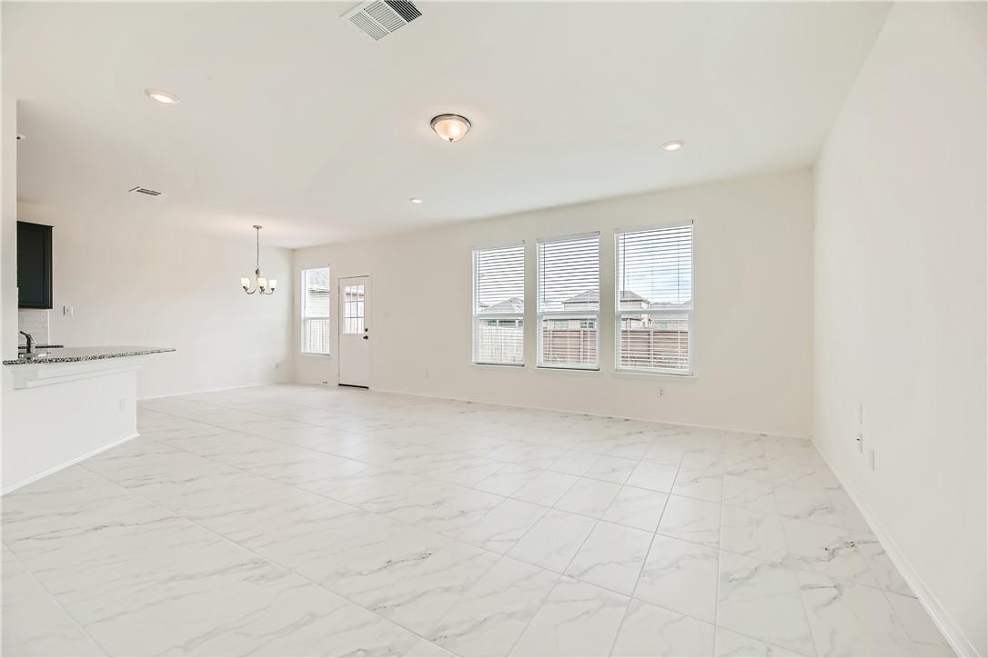 19201 James Carter Jr ST