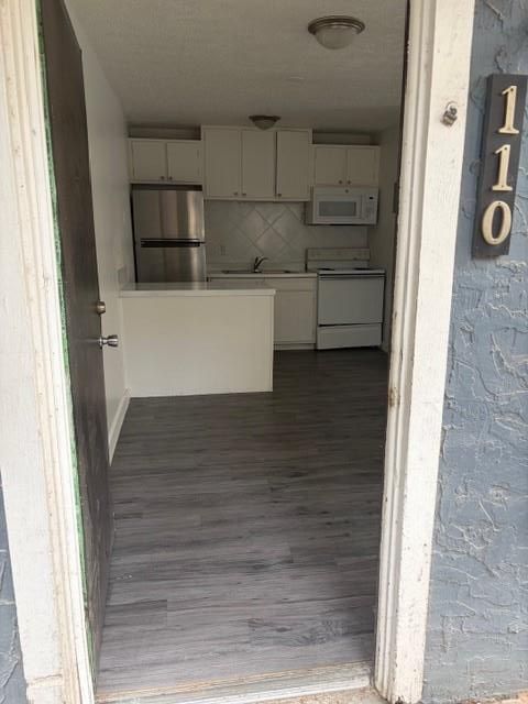 Photo of 1300 Parker LN #110, Austin, TX 78741 (MLS # 4282942)