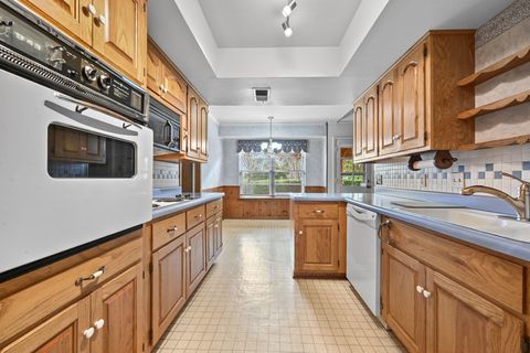 Tiny photo for 7305 Berkman DR, Austin, TX 78752 (MLS # 8329424)