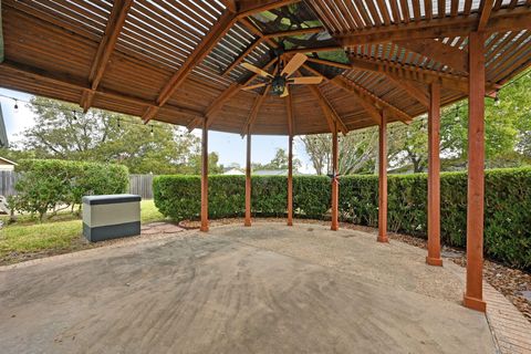 Tiny photo for 7305 Berkman DR, Austin, TX 78752 (MLS # 8329424)