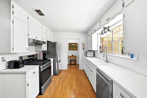 Tiny photo for 2104 Lanier DR, Austin, TX 78757 (MLS # 4670285)
