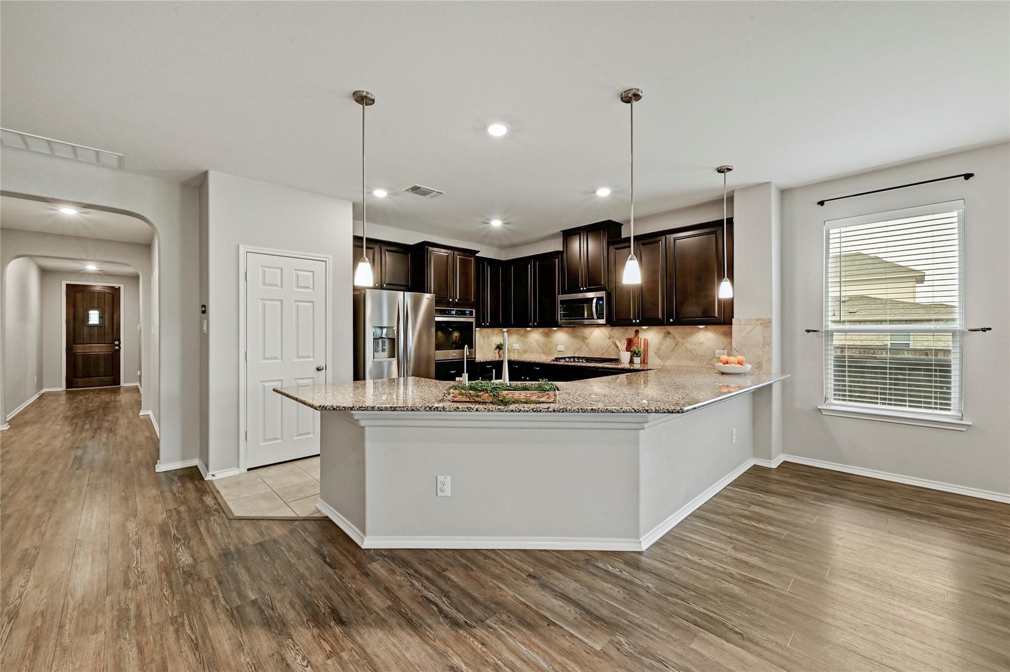 1724 Stinnett DR