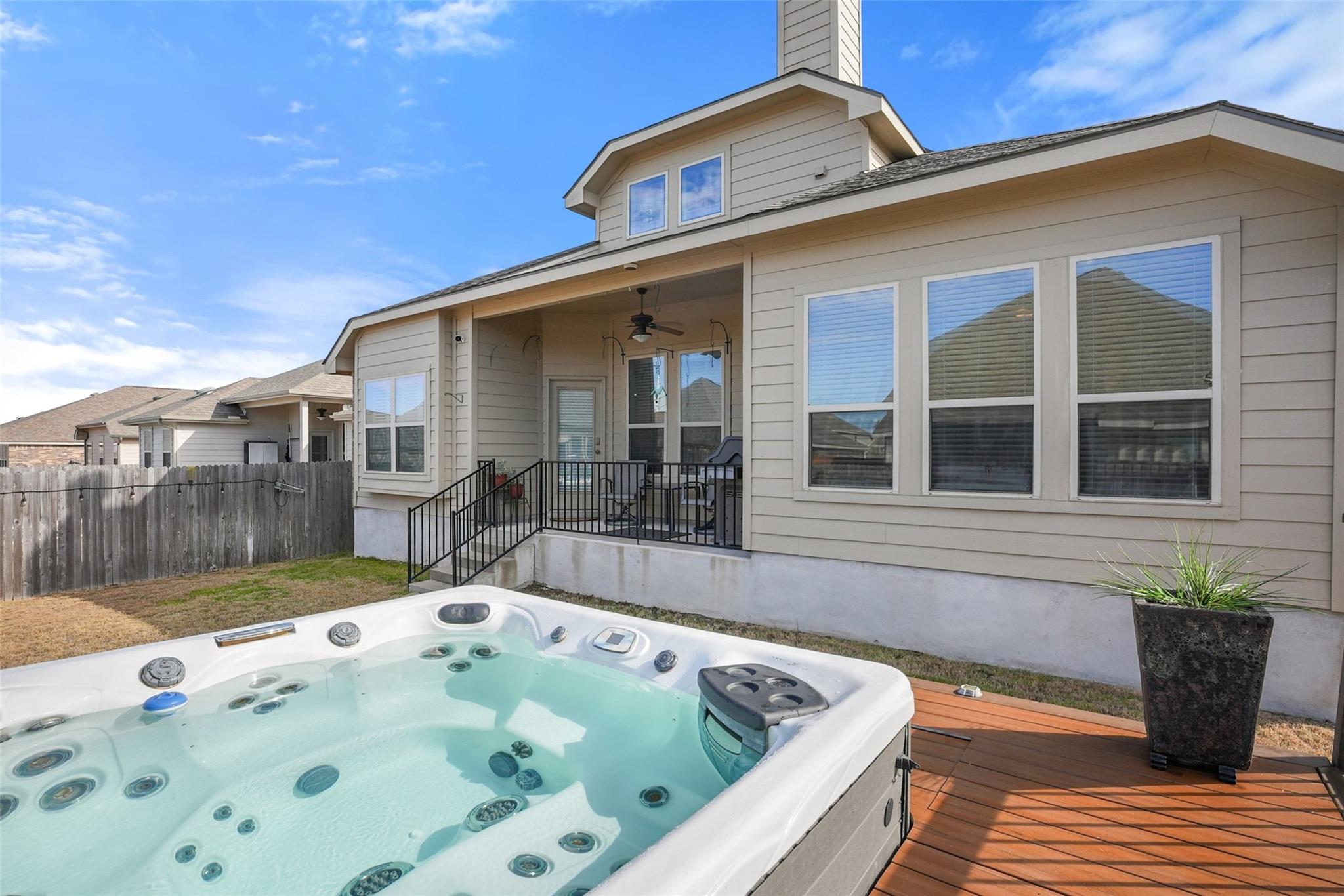 1017 Arvada DR
