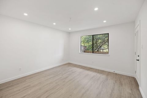 Tiny photo for 7211 Lakewood DR #C111, Austin, TX 78750 (MLS # 7587387)