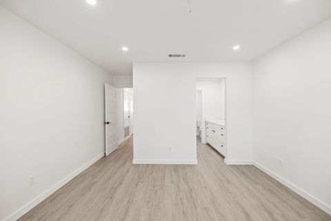 Tiny photo for 7211 Lakewood DR #C111, Austin, TX 78750 (MLS # 7587387)