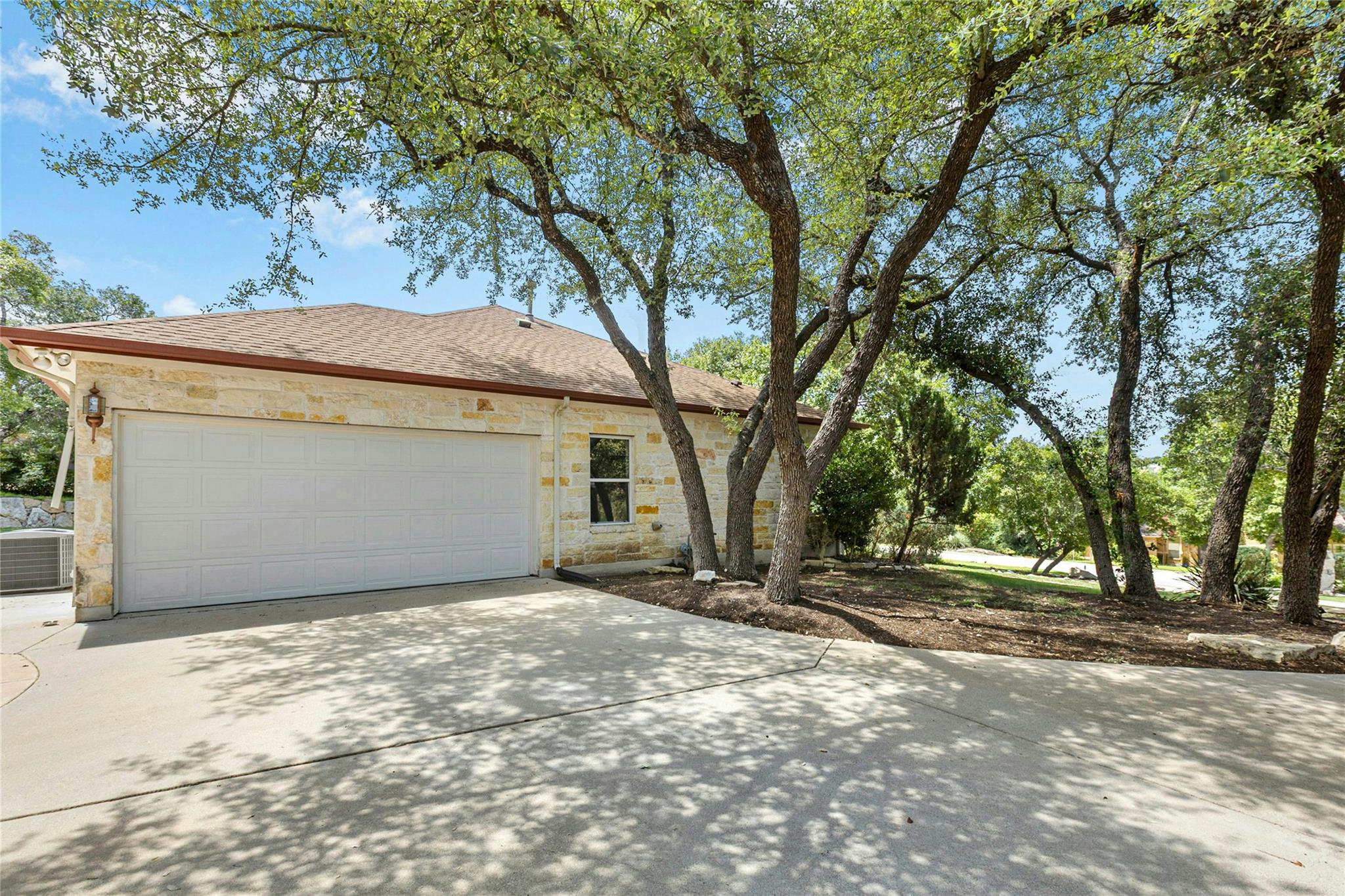 1403 Roaring Fork