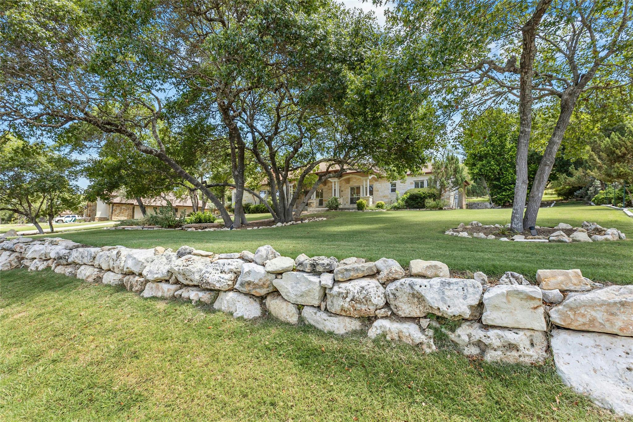 1403 Roaring Fork