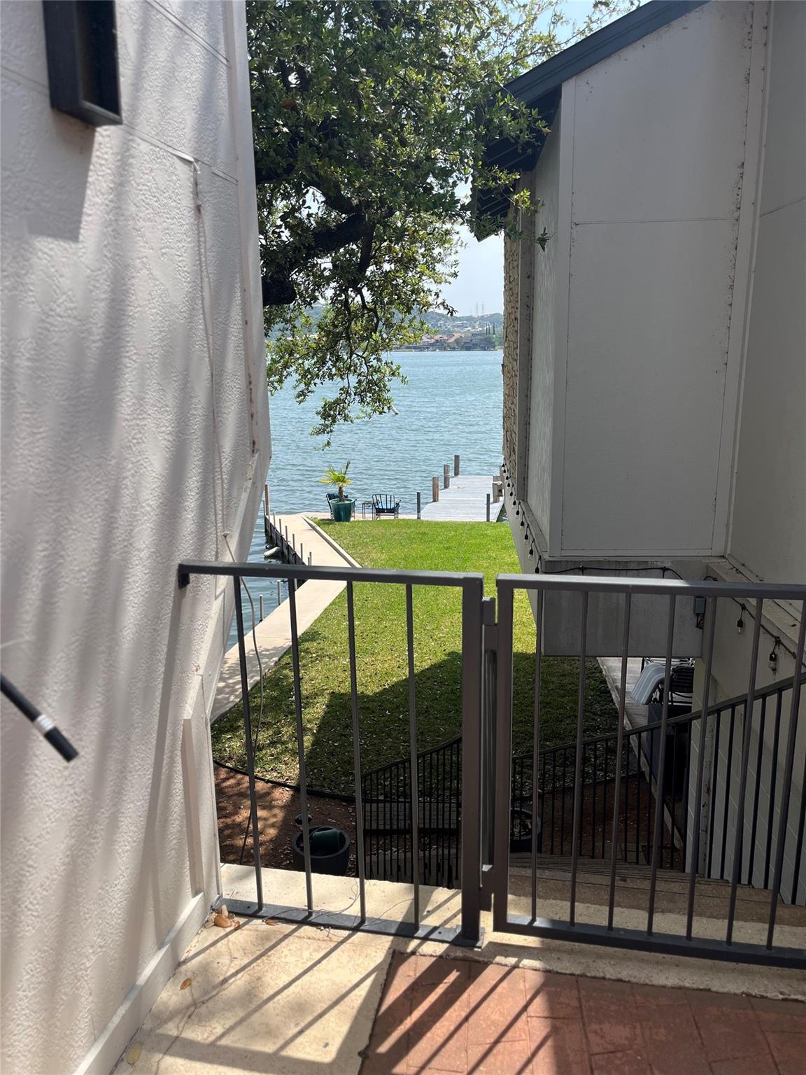 103 Island DR 8