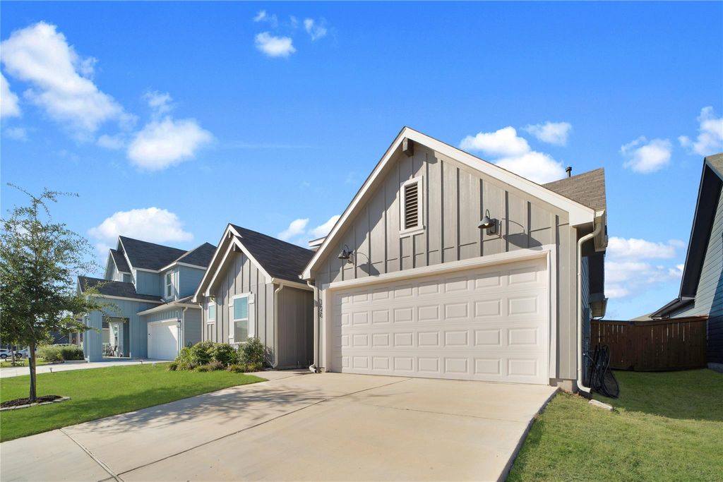 Photo of 120 Rosa RD, San Marcos, TX 78666 (MLS # 5554194)