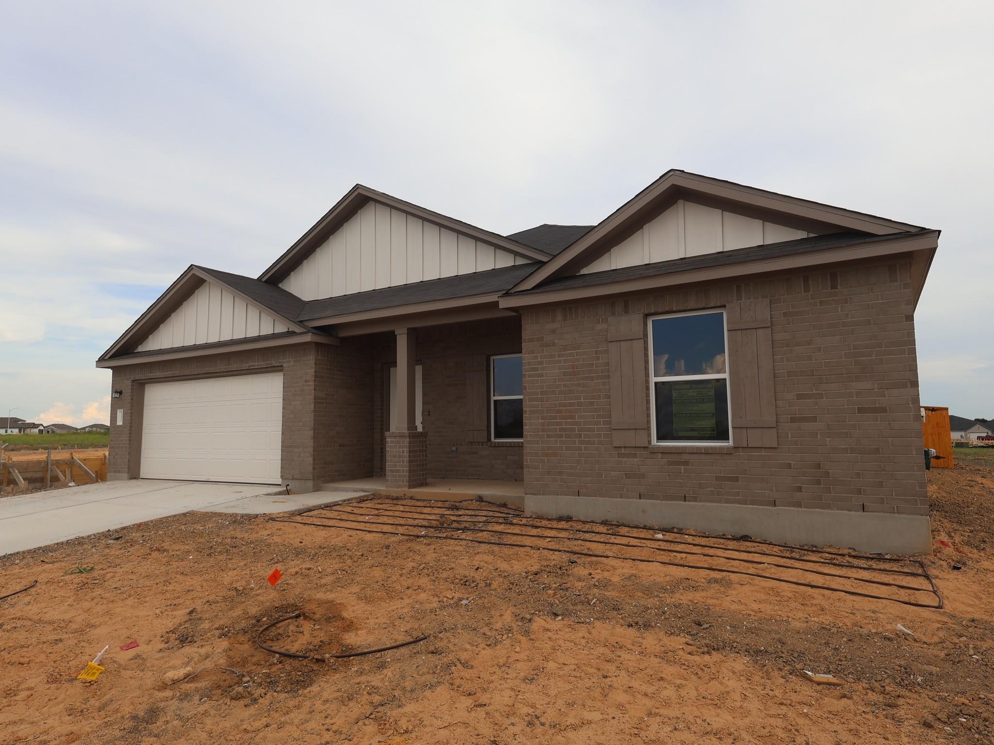 13501 Van Hollen RD