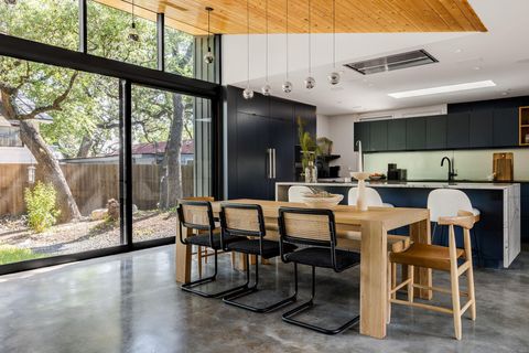 Tiny photo for 1811 Brackenridge ST, Austin, TX 78704 (MLS # 3693078)