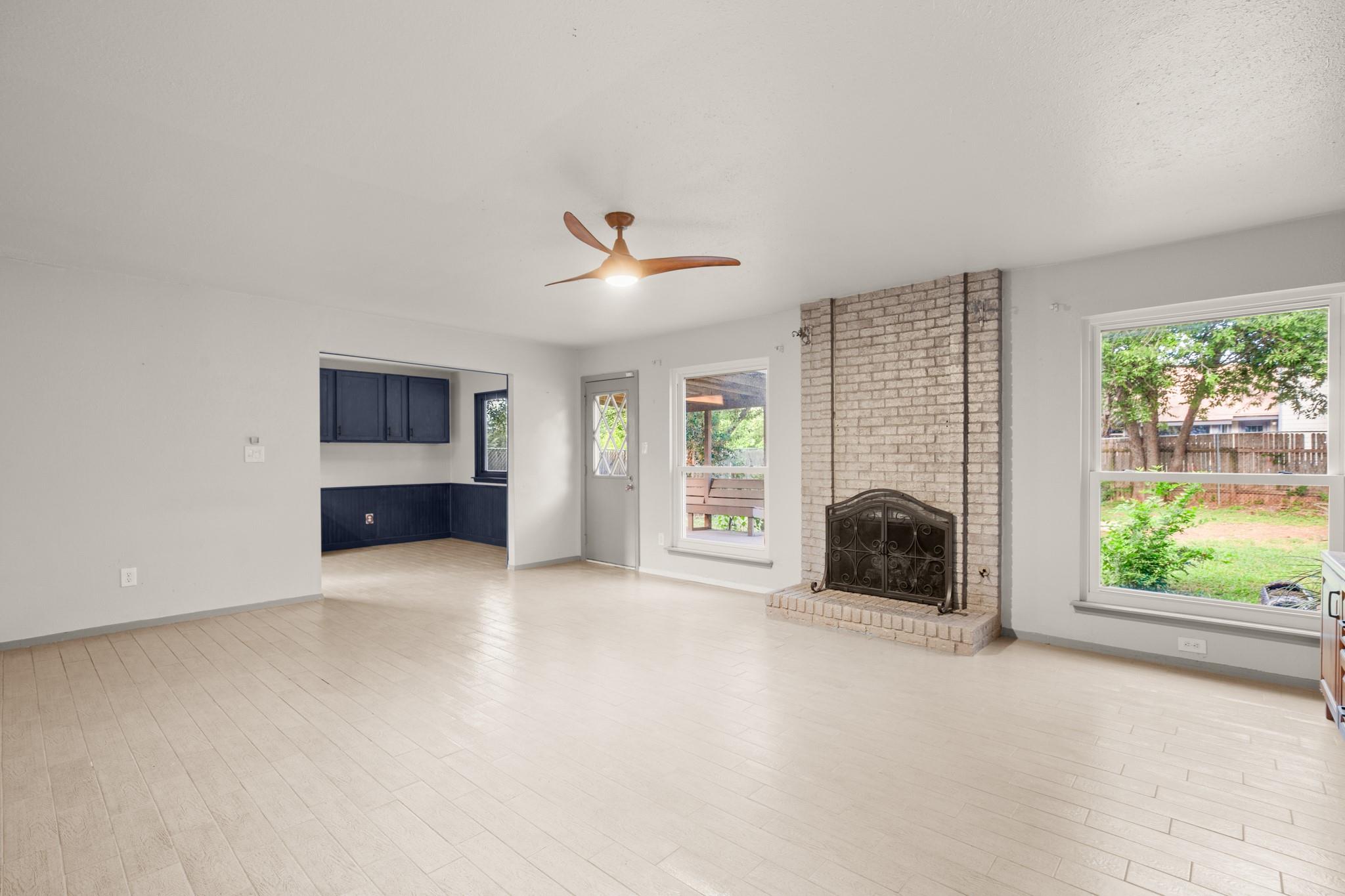 211 Woodmont DR