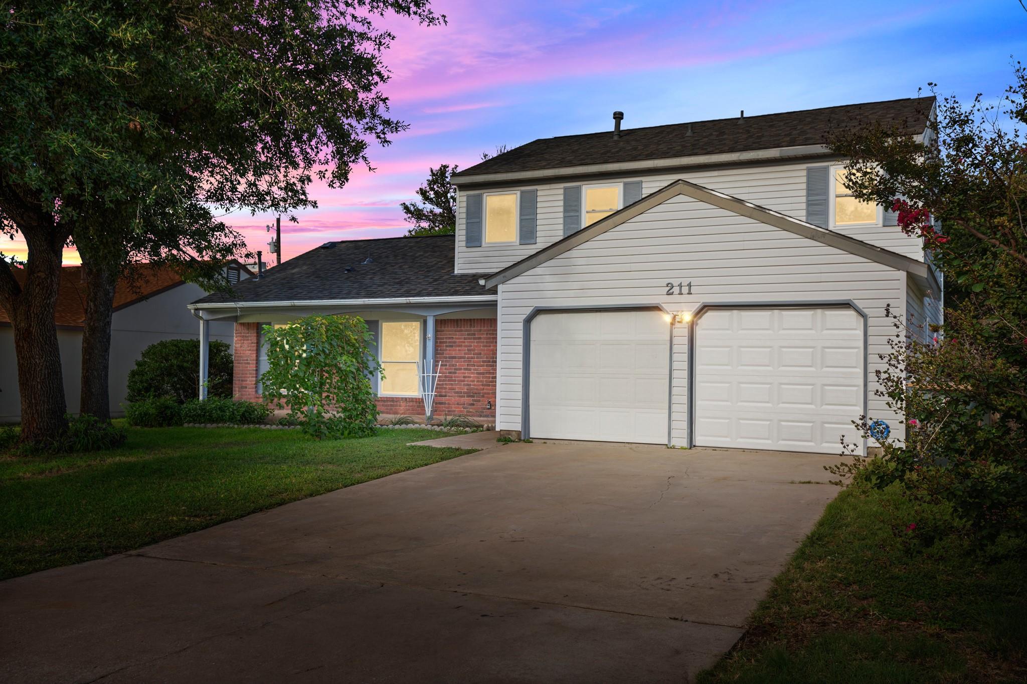 211 Woodmont DR