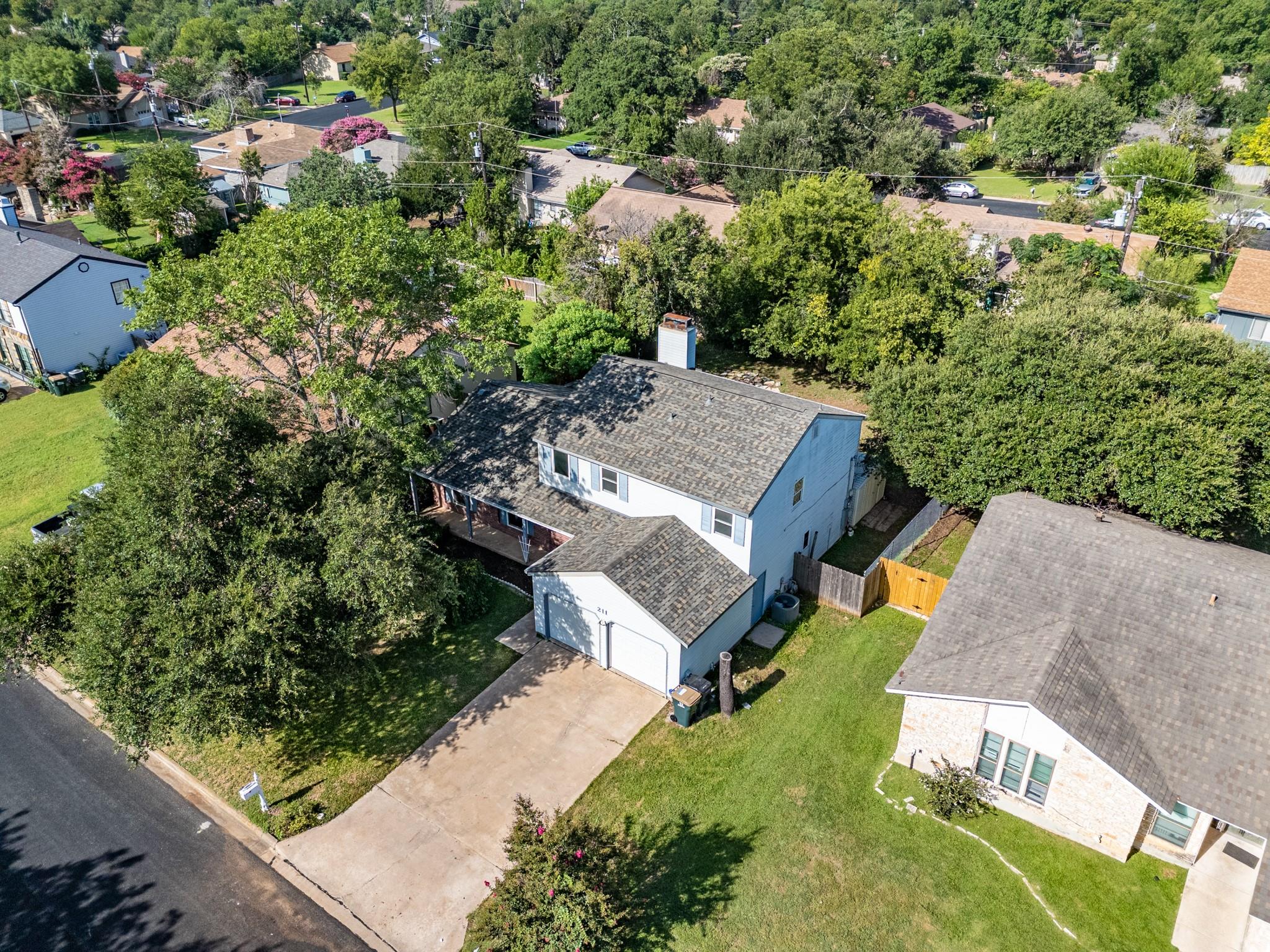 211 Woodmont DR