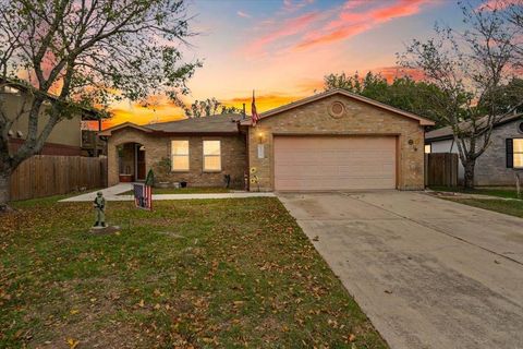 157 Fall Creek DR Kyle TX 78640
