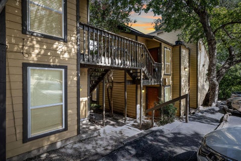 Photo of 1000 W 26th ST #213, Austin, TX 78705 (MLS # 6746209)