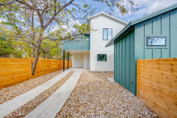 1004 ELLINGSON LN BLDG 2, AUSTIN, TX 78751 - Image 7f991a3d3ac89c93f593a7eba4e212de/3829206357