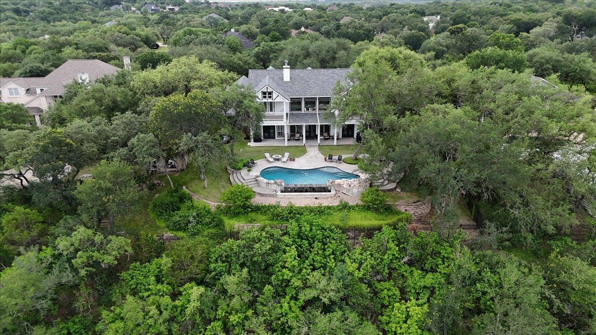 2400 Summit Ridge DR