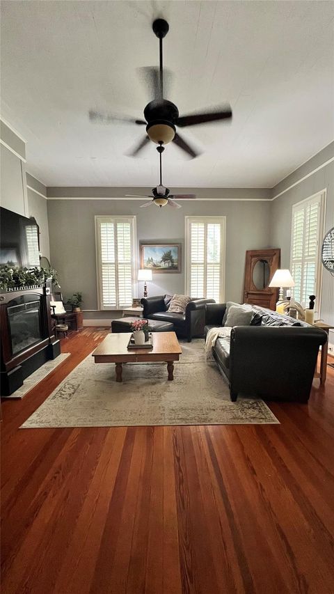 636 Franklin ST S La Grange TX 78945