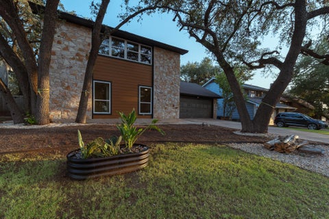 Tiny photo for 415 Baldridge DR, Austin, TX 78748 (MLS # 3837734)