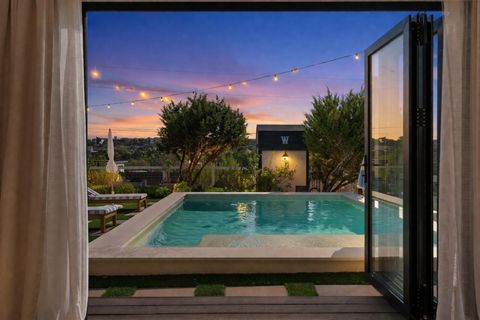 17600 Lake Shore DR Dripping Springs TX 78620