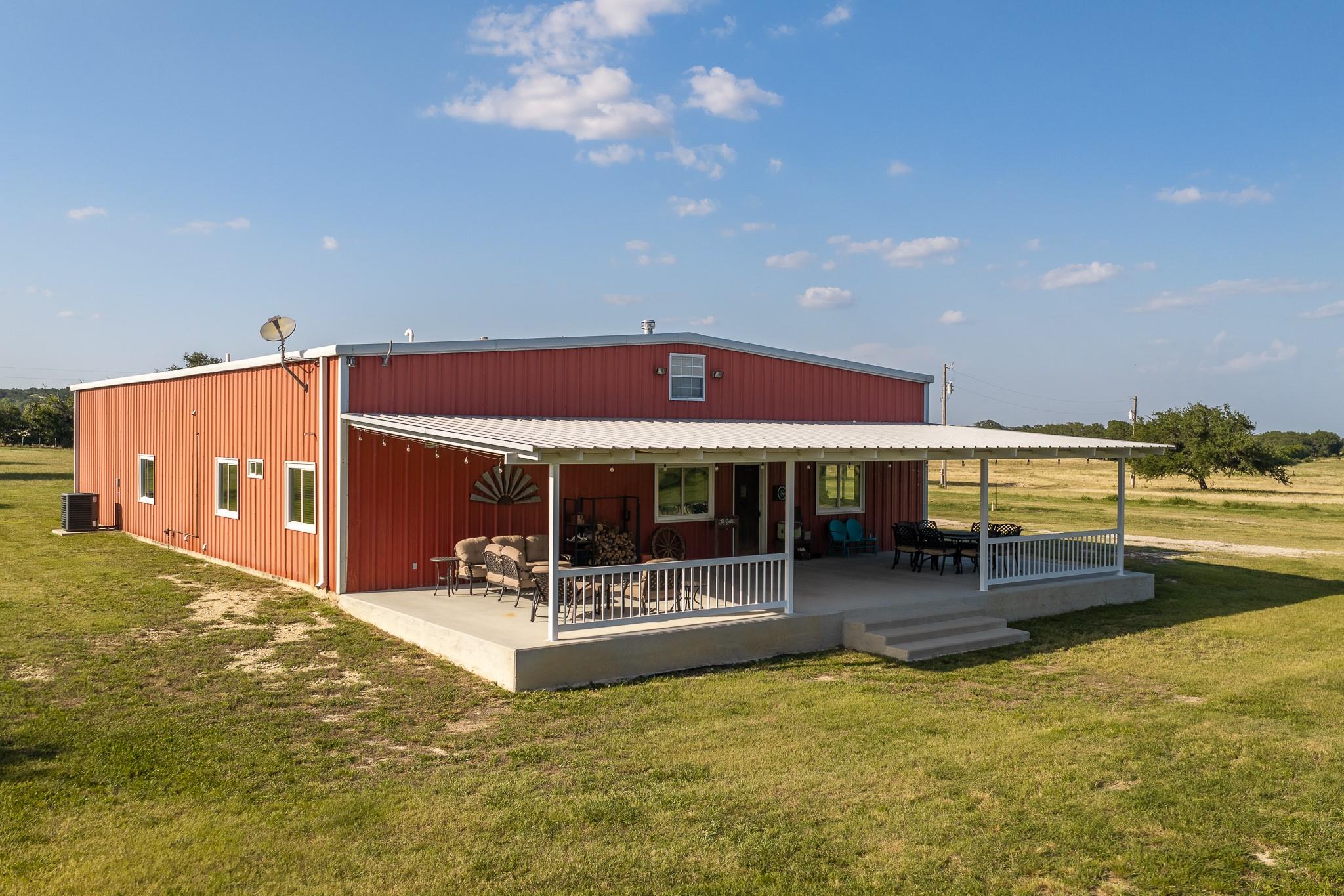 1702 County Road 2800