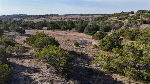 445-455 E Skyline Acres Wimberley TX 78676