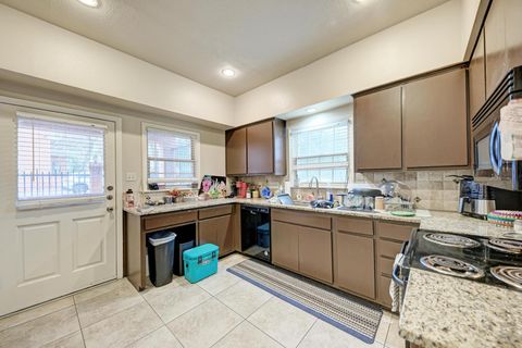 Tiny photo for 3200 DUVAL ST #101, Austin, TX 78705 (MLS # 1032009)