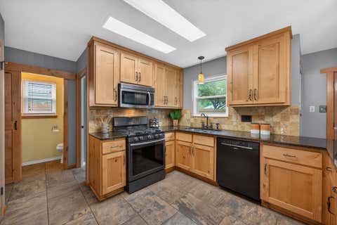 Tiny photo for 1200 Mountain View DR, Pflugerville, TX 78660 (MLS # 1868729)