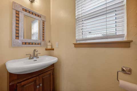 Tiny photo for 1200 Mountain View DR, Pflugerville, TX 78660 (MLS # 1868729)