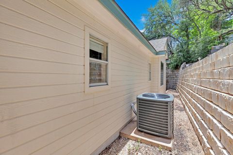 Tiny photo for 207 golf crest LN, Lakeway, TX 78734 (MLS # 3902143)