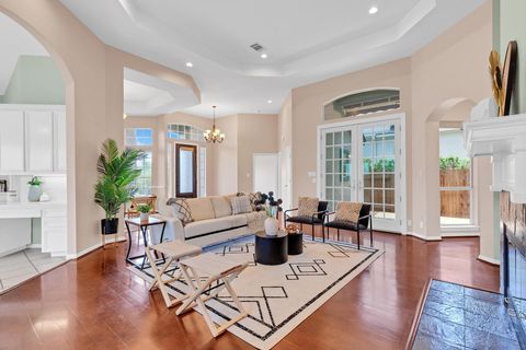 Tiny photo for 207 golf crest LN, Lakeway, TX 78734 (MLS # 3902143)