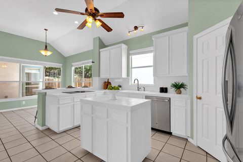 Tiny photo for 207 golf crest LN, Lakeway, TX 78734 (MLS # 3902143)