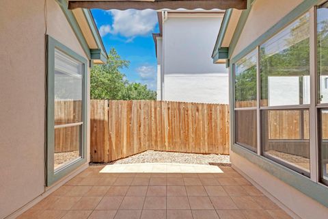 Tiny photo for 207 golf crest LN, Lakeway, TX 78734 (MLS # 3902143)
