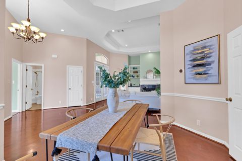 Tiny photo for 207 golf crest LN, Lakeway, TX 78734 (MLS # 3902143)