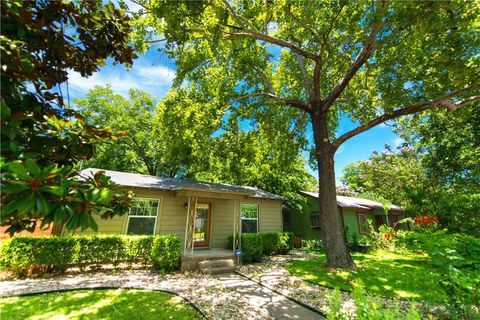 Photo of 906 E 53RD ST, Austin, TX 78751 (MLS # 3470670)