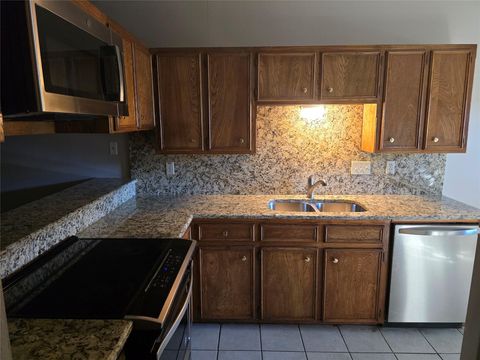 Tiny photo for 2414 Longview ST #205, Austin, TX 78705 (MLS # 1352468)