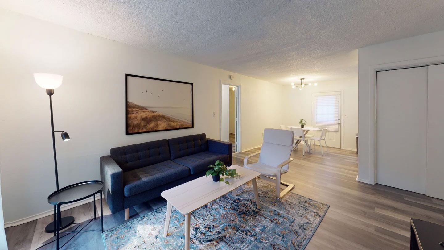1109 Gardner CV