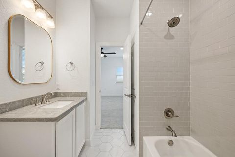 Tiny photo for 224 Abbeyville WALK, Austin, TX 78738 (MLS # 1654585)