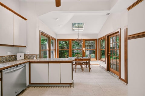 Tiny photo for 812 W 10th ST, Austin, TX 78701 (MLS # 5212873)