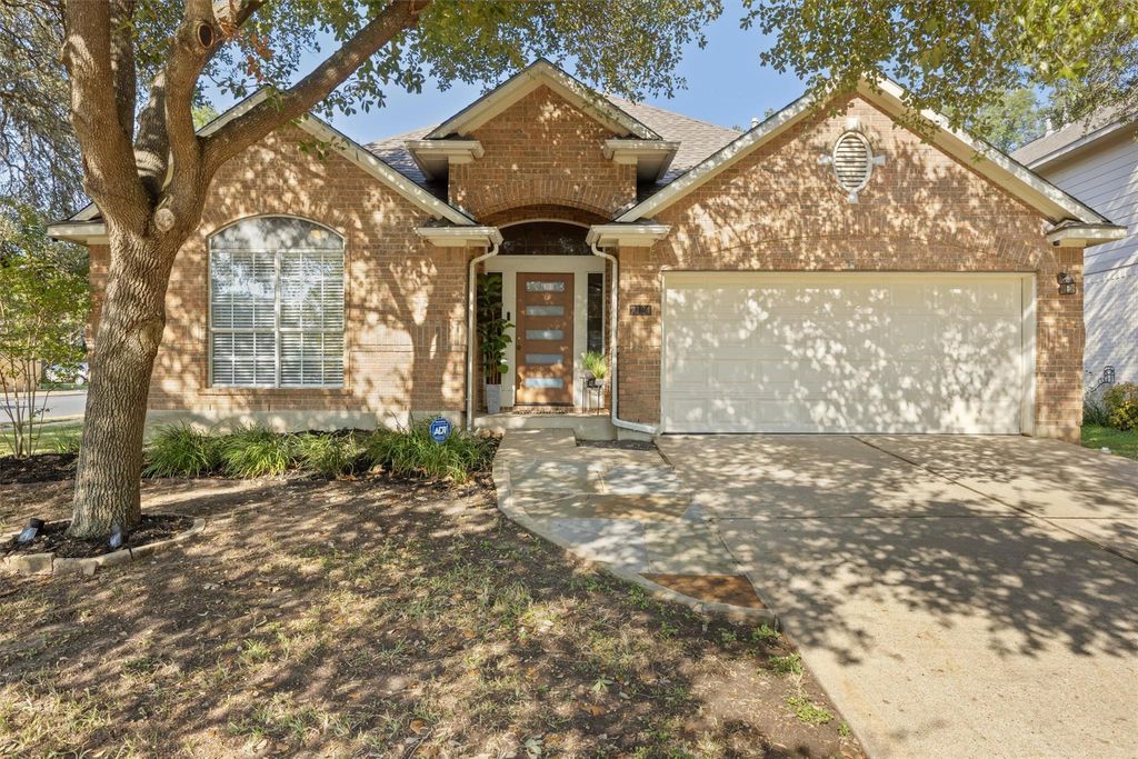 Photo for 7124 Quimper LN, Austin, TX 78749 (MLS # 6062862)