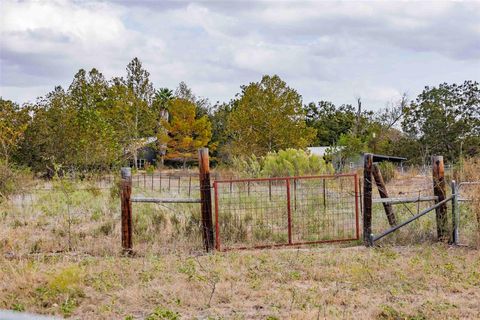 A home in Spicewood