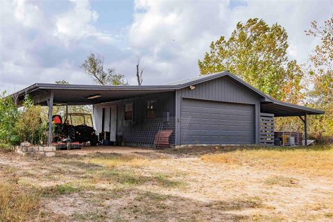 A home in Spicewood