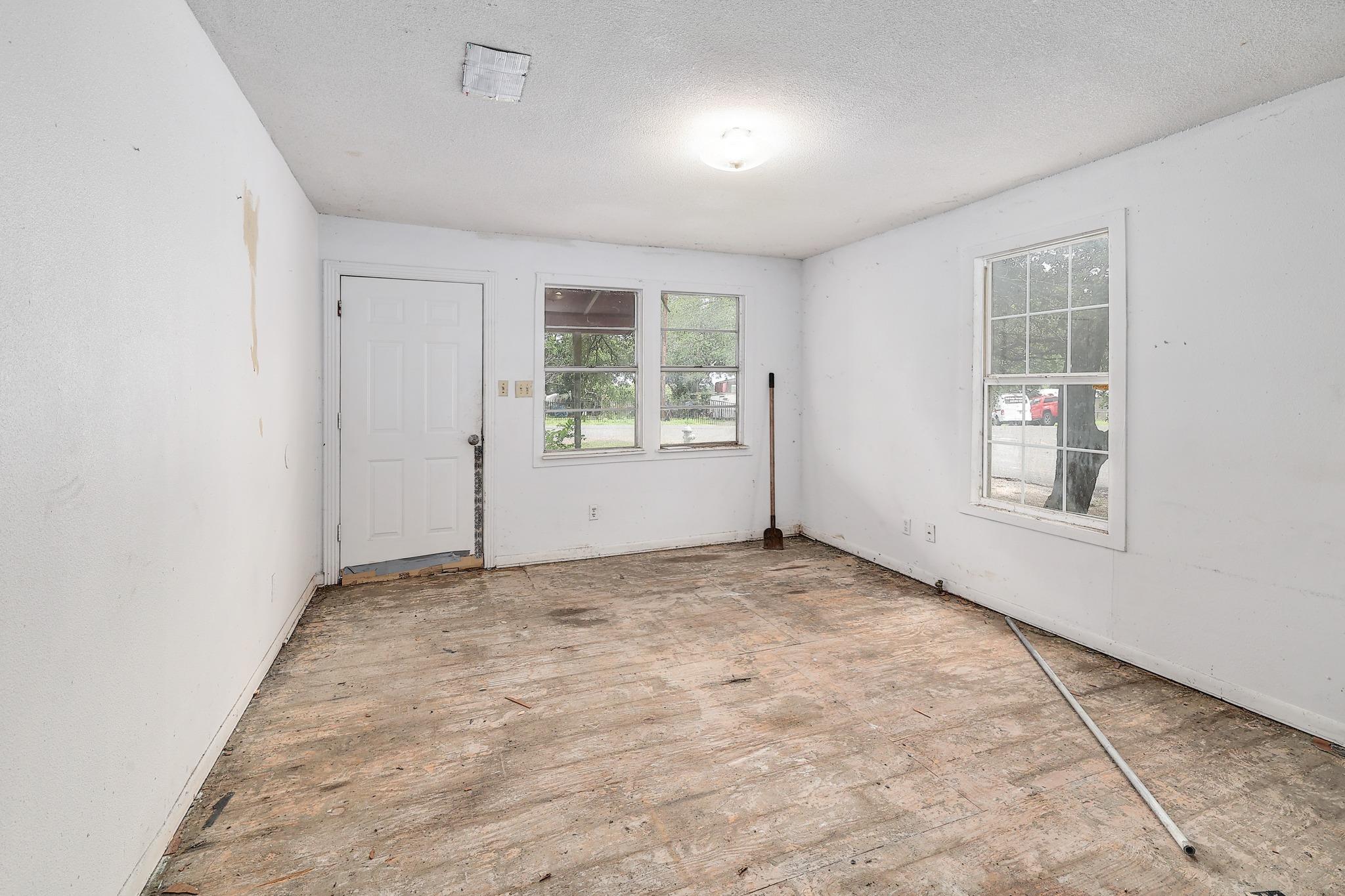 3007 Michoacan DR