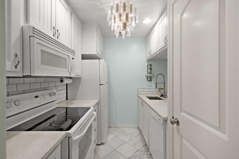 2450 Ashdale DR D-206 Austin TX 78757