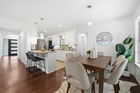 Tiny photo for 8503 Daleview DR, Austin, TX 78757 (MLS # 2496026)