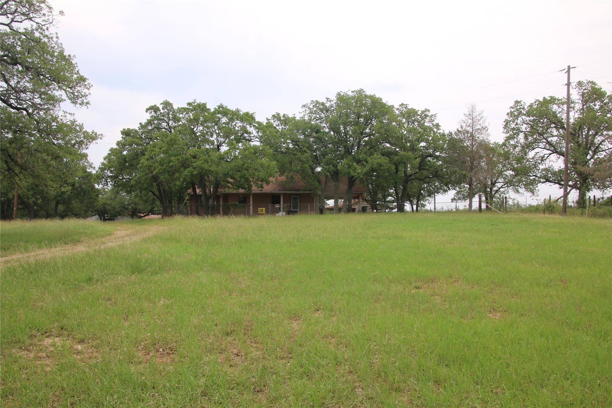 418 County Road 458A