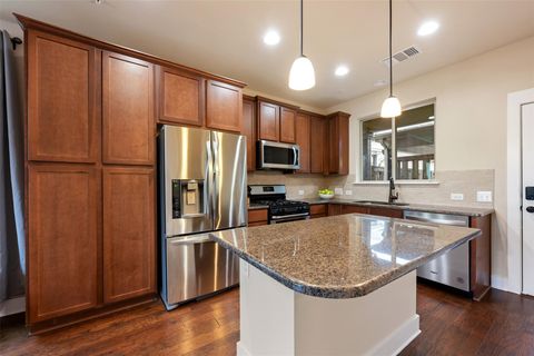 Tiny photo for 7615 Wolverine ST, Austin, TX 78757 (MLS # 2689930)