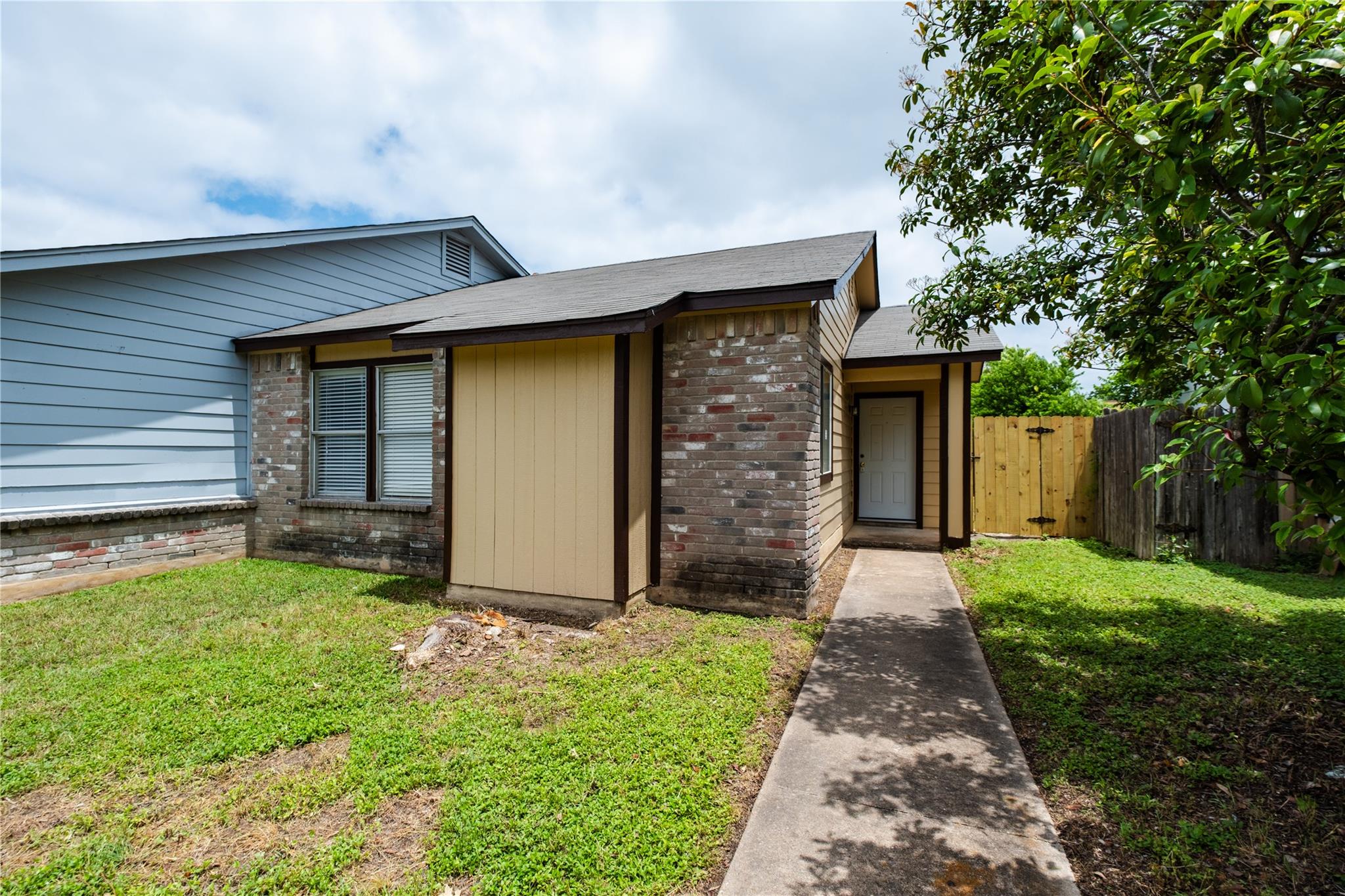 1224 Orchard Park CIR