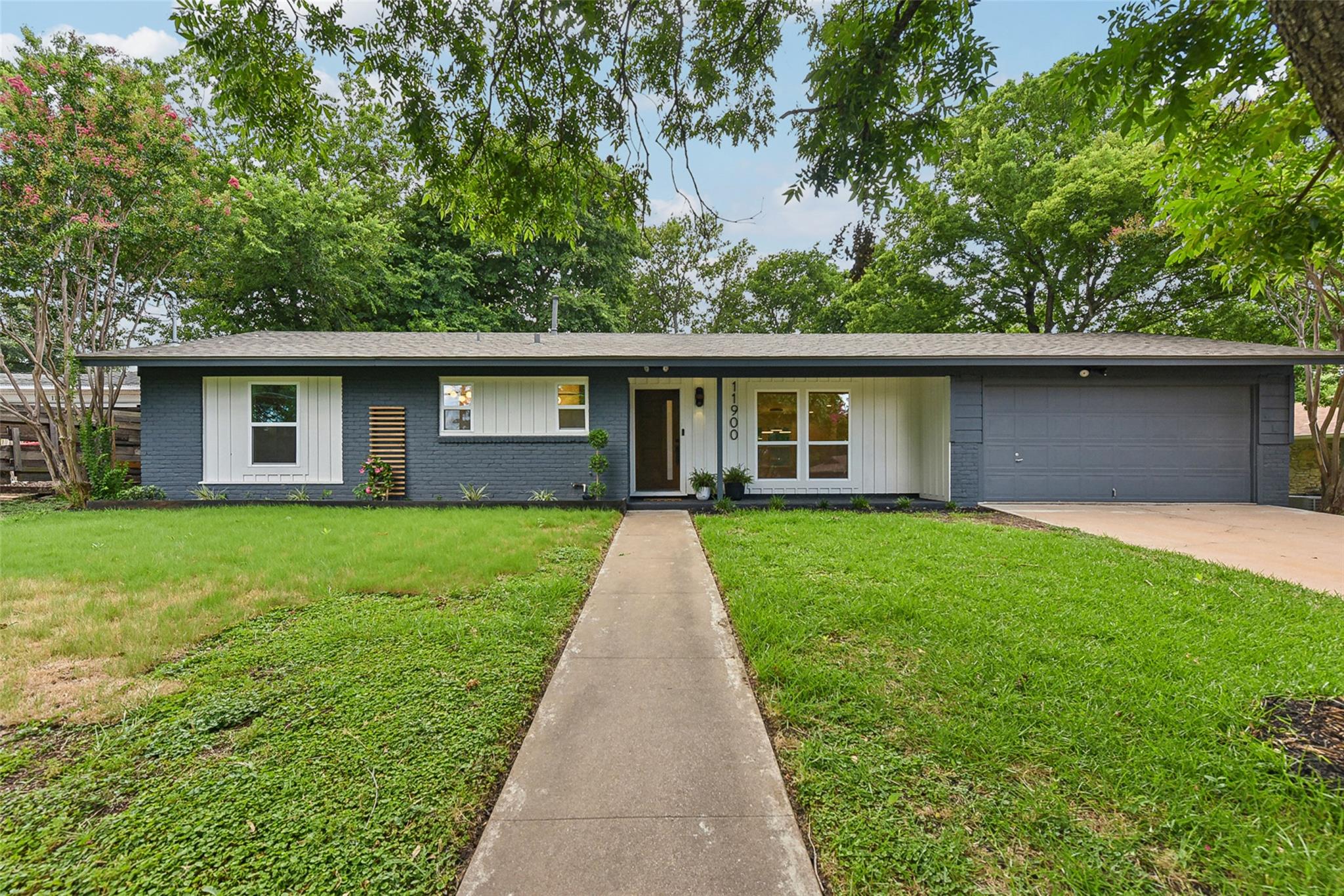 Photo 1 of 33 — 11900 Dove Haven DR, Austin, TX 78753